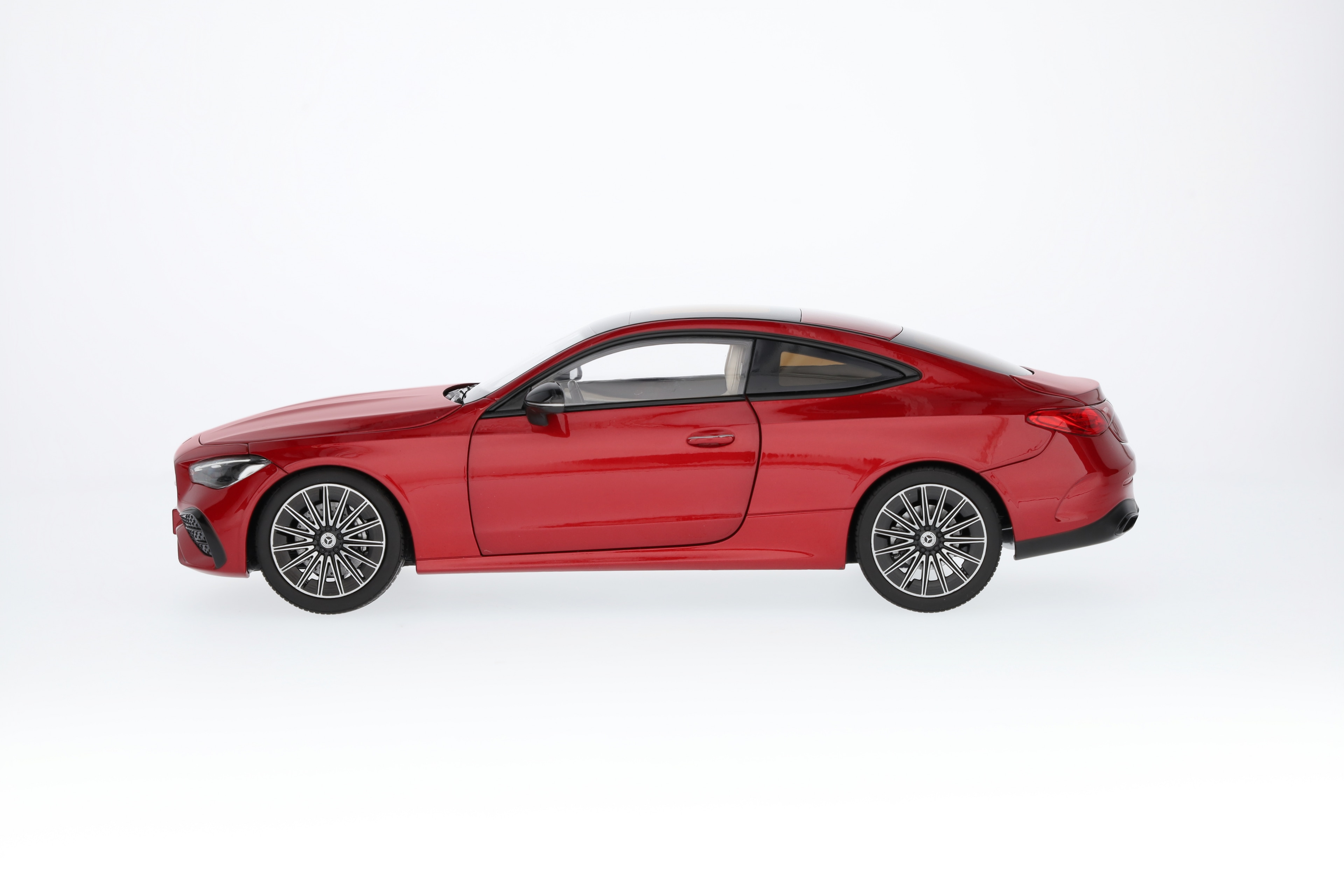 CLE Coupé, AMG Line, C236 - MANUFACTORY czerwień patagońska metalik, Norev, 1:18