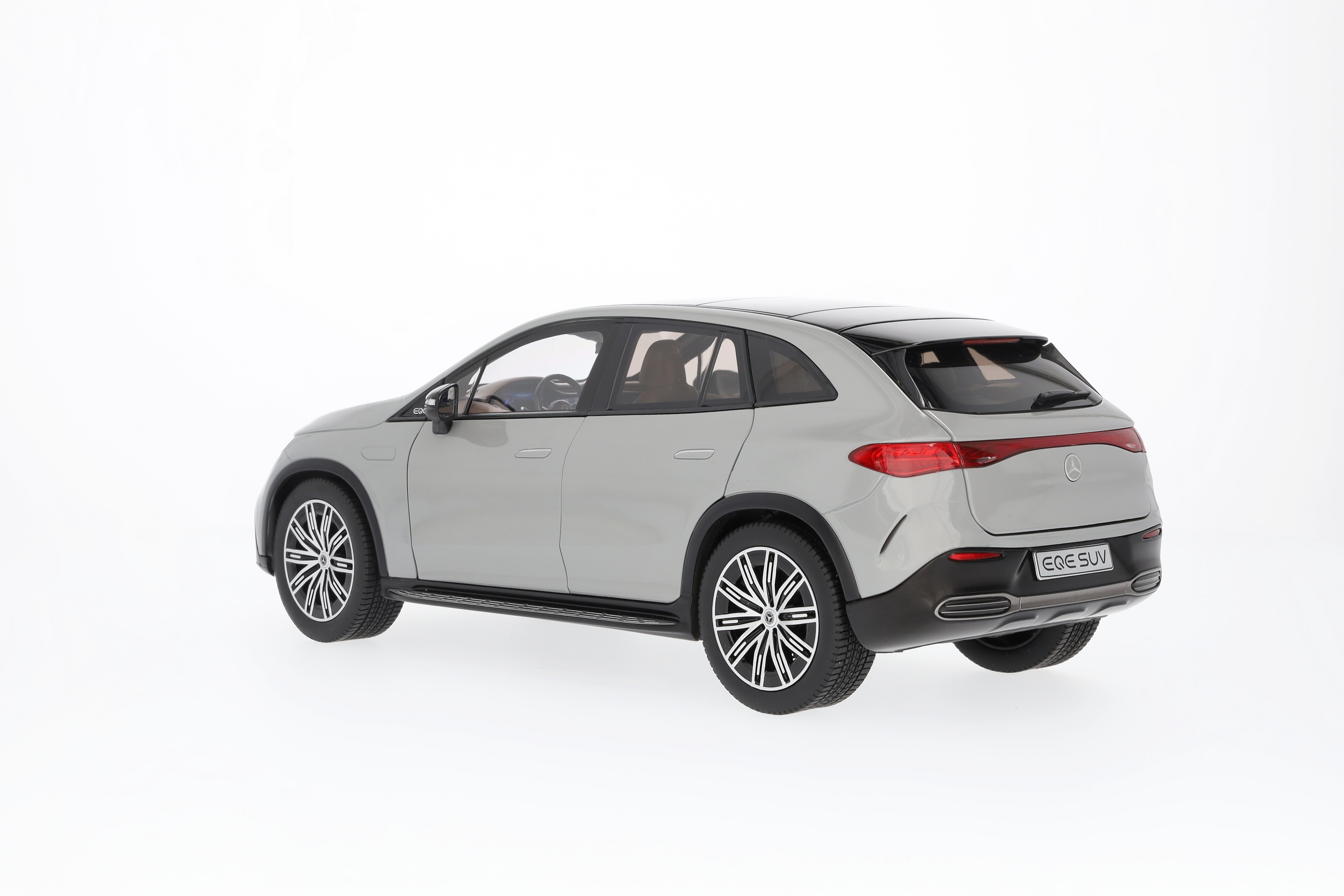 EQE SUV, AMG Line, X294 - MANUFACTORY alpine grey uni, NZG, 1:18