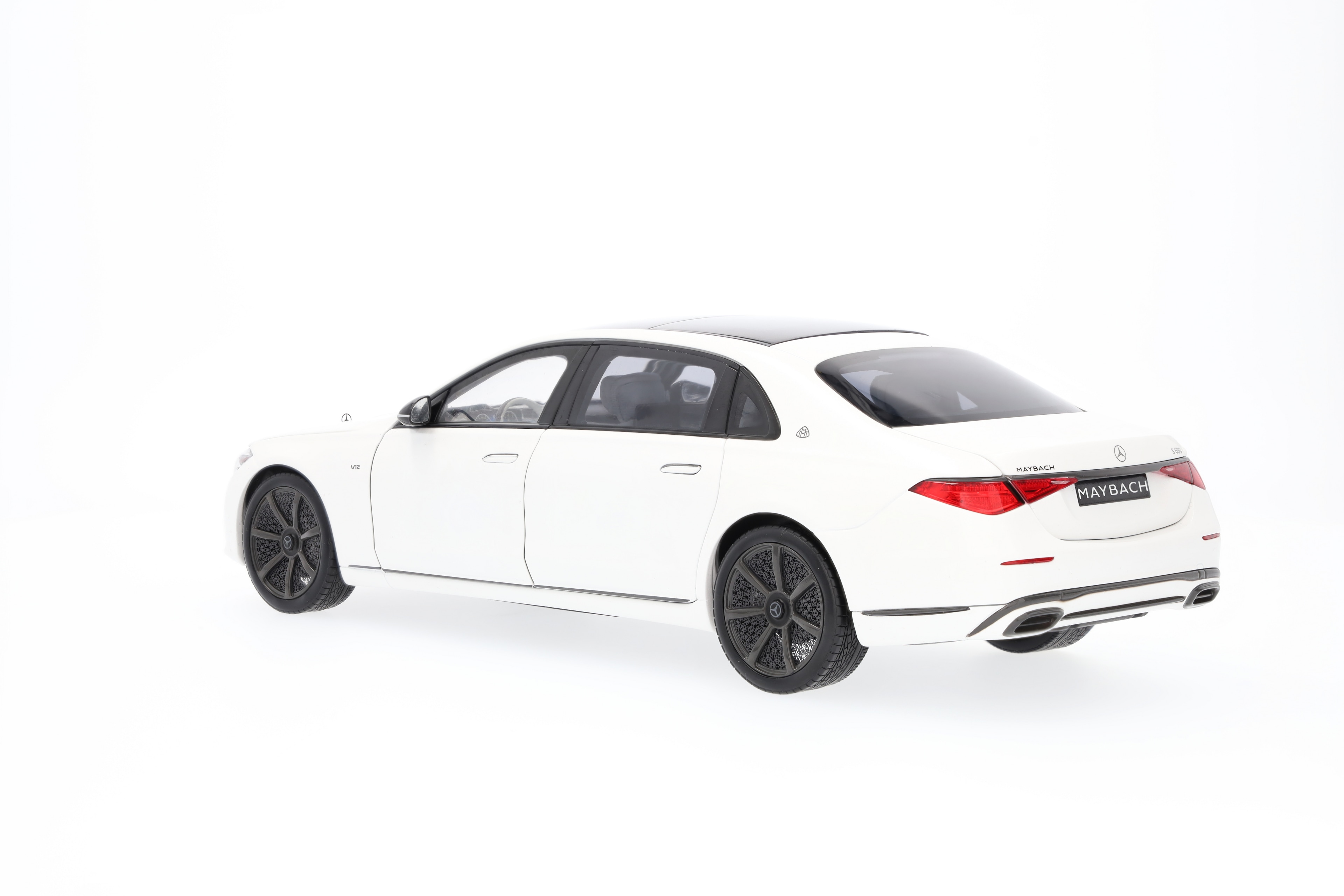 Mercedes-Maybach S 680 4MATIC, Night Series, X223 - MANUFACTORY opalite white mango, Norev, 1:18
