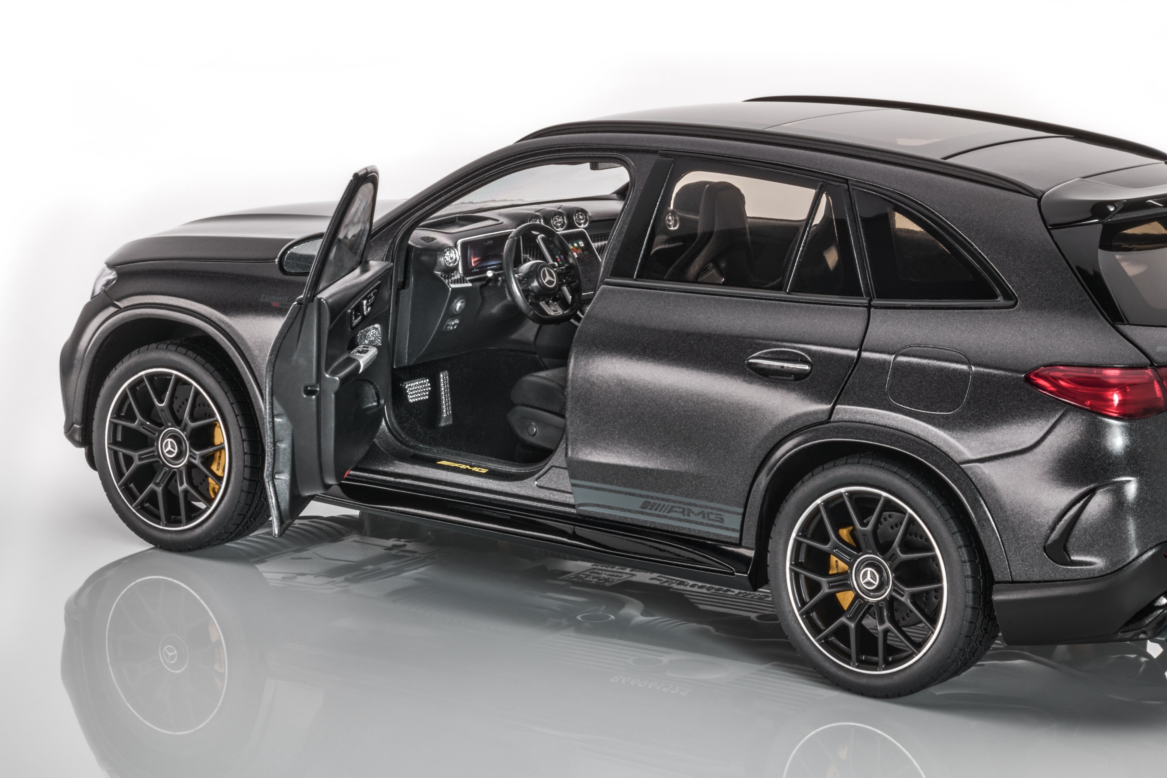 Mercedes-AMG GLC 63, S E PERFORMANCE, X254, edition #1 - MANUFACTORY grafitowoszary mango, NZG, 1:18