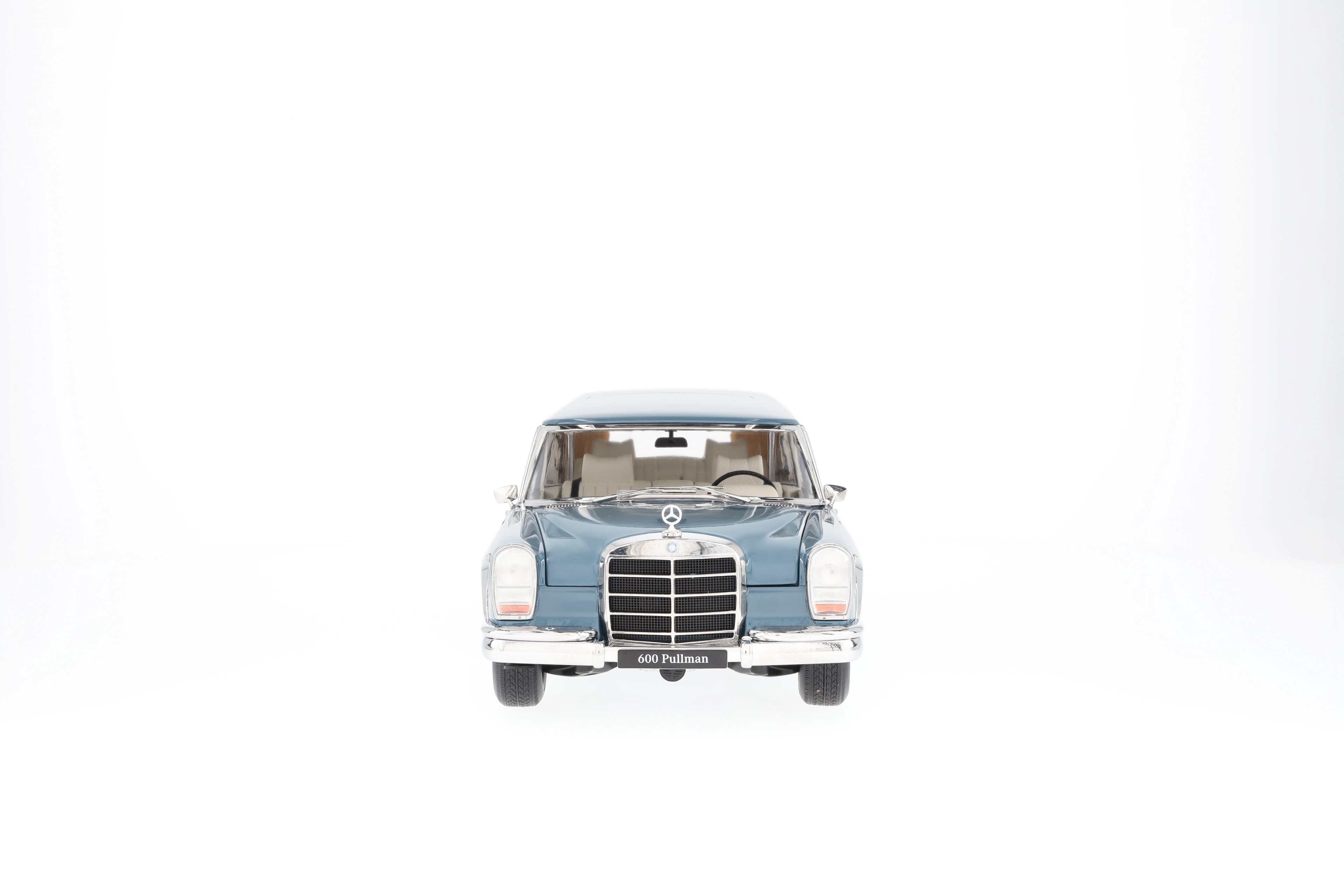 600 Pullmann W 100 (1963-1981) - niebieski, NZG, 1:18