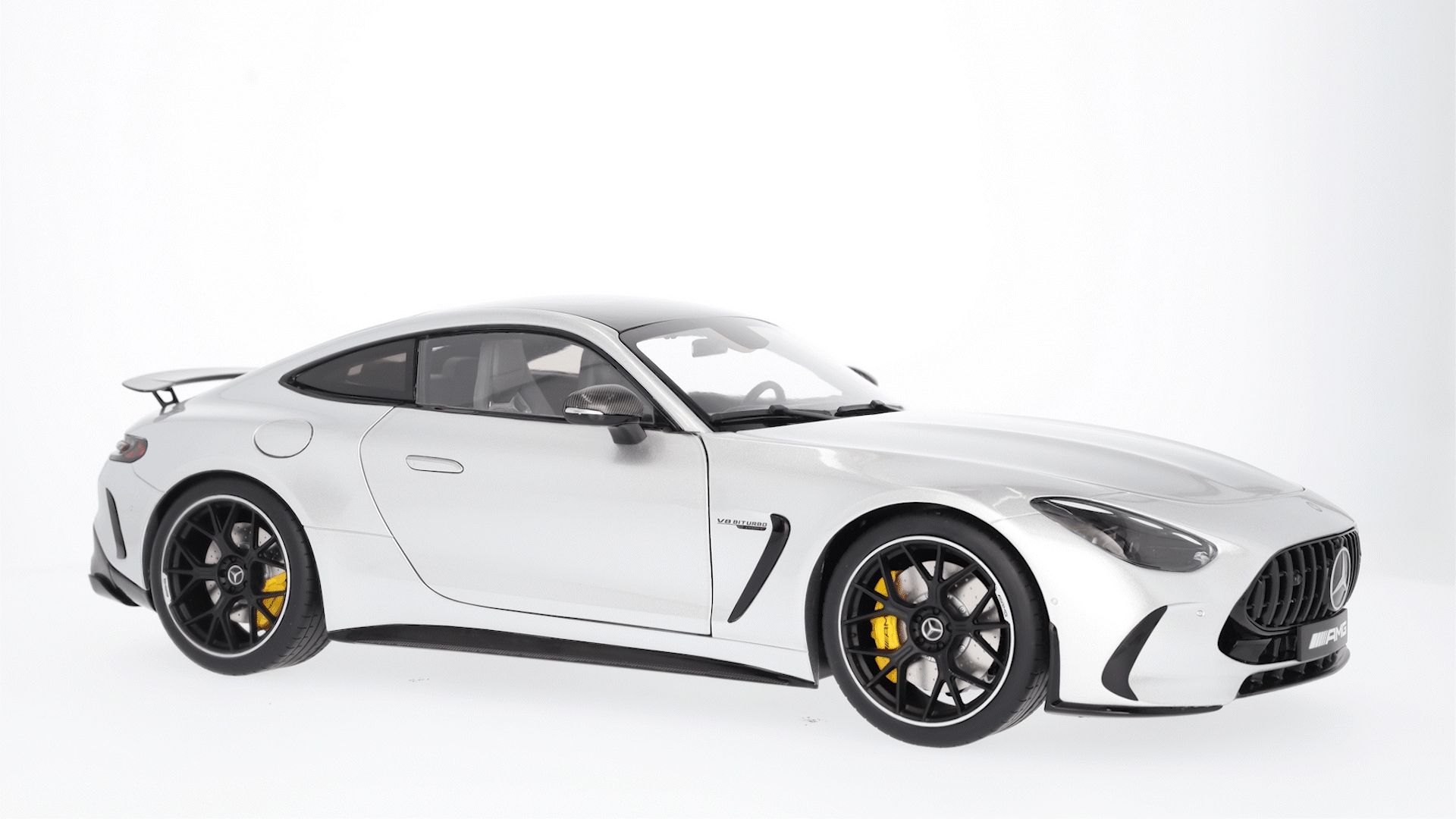 Mercedes-AMG GT 63 4MATIC+ - srebro hightech, NZG, 1:12