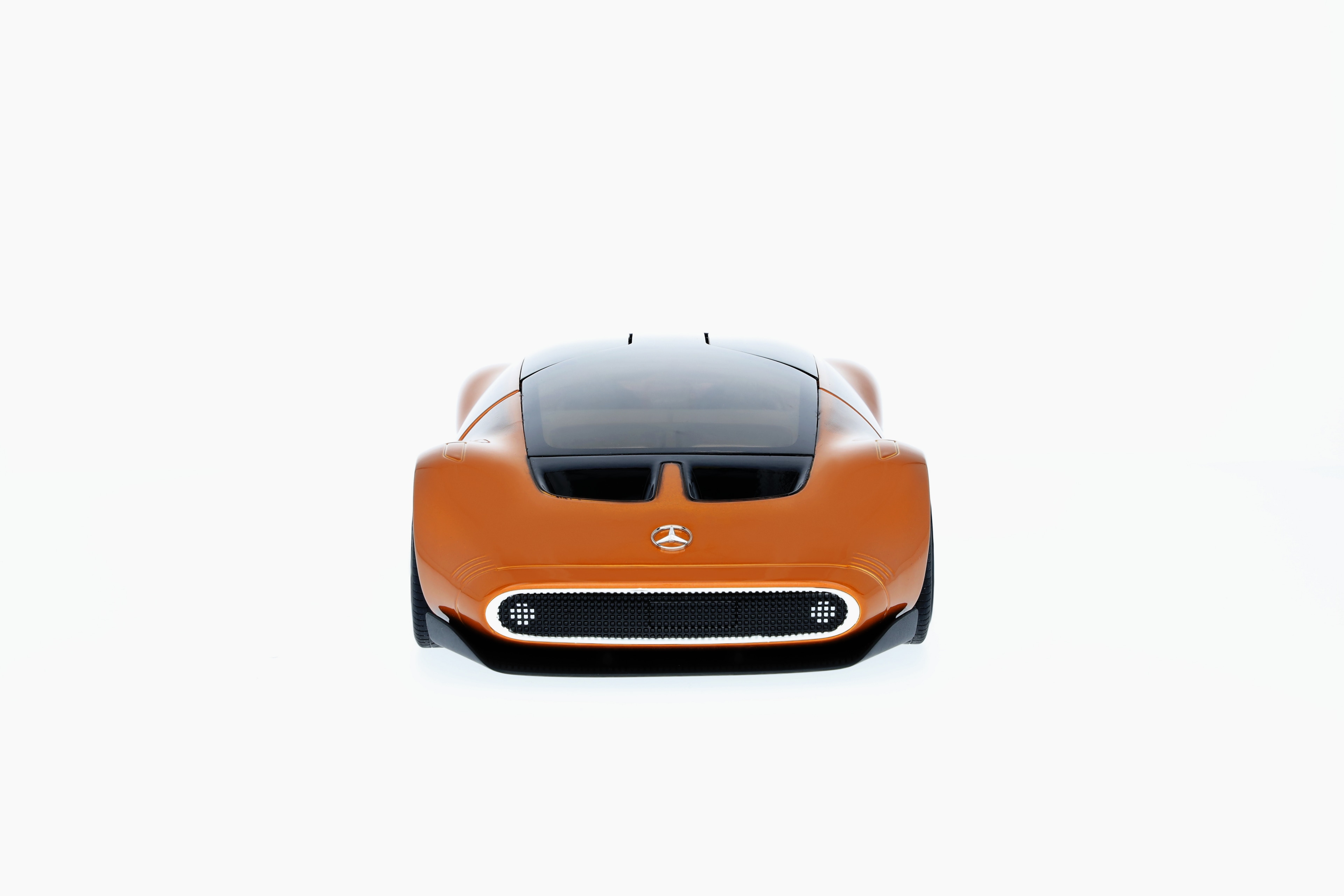 Zestaw Vision One-Eleven z figurką, Showcar - pomarańczowy, NZG, 1:18