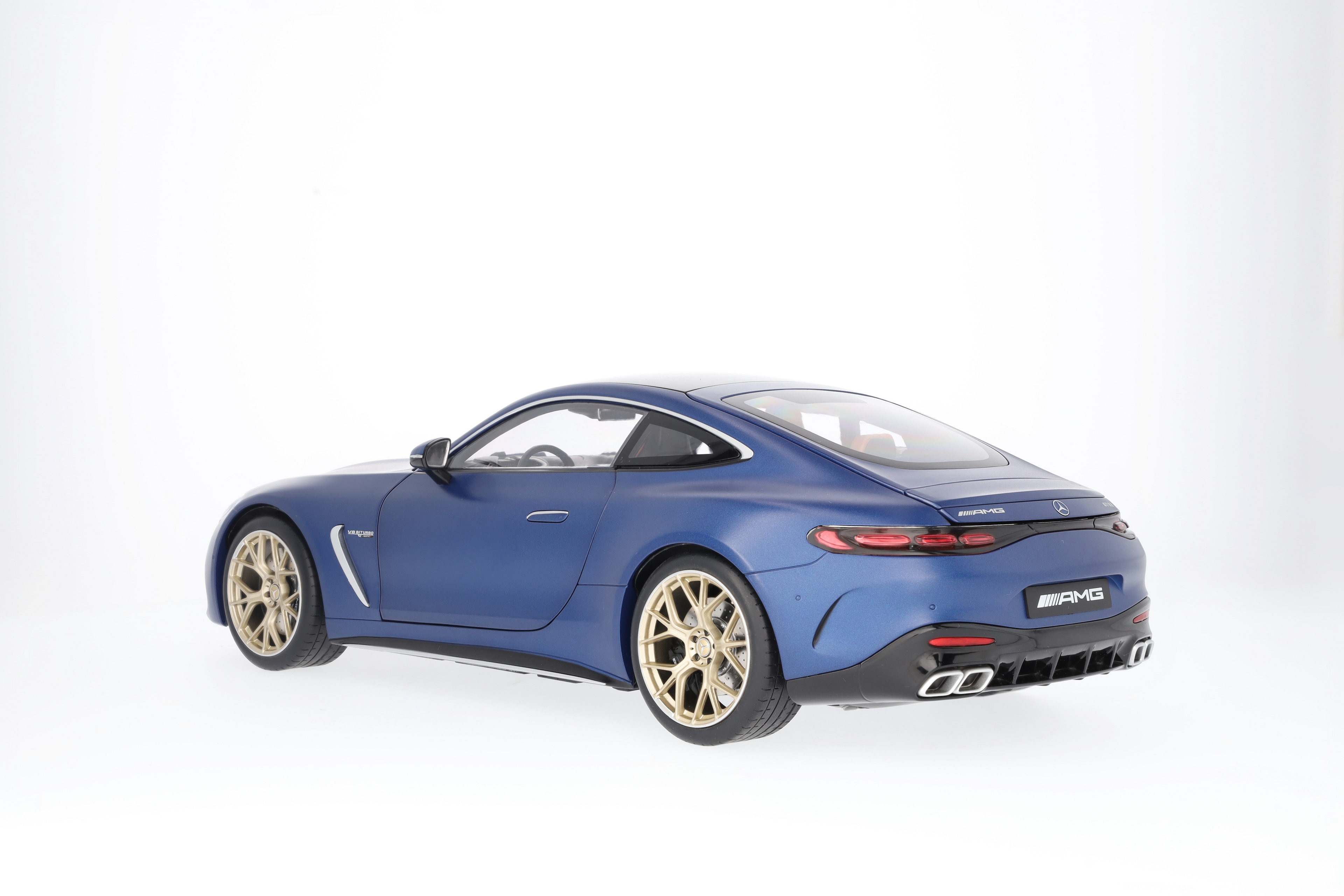 Mercedes-AMG GT 63 4MATIC+ - MANUFACTORY spectral blue mango, NZG, 1:12