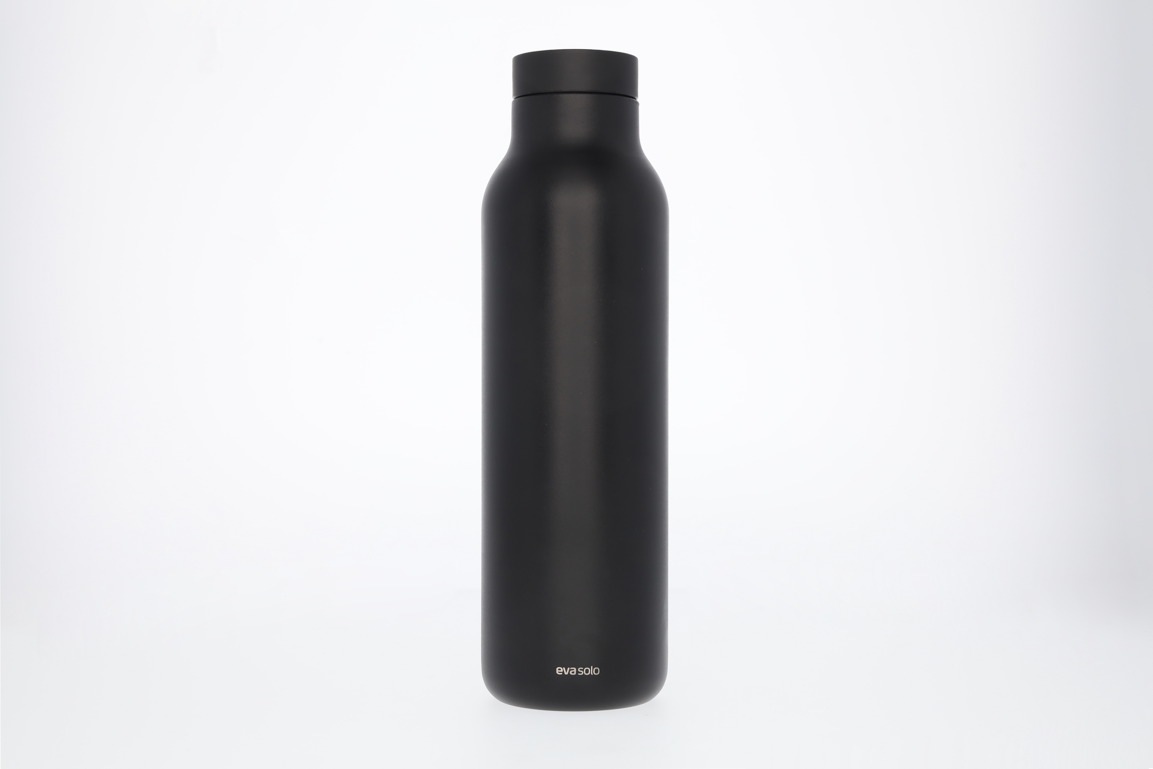 Butelka AMG na napoje - czerń, stal nierdzewna / polipropylen, 700 ml, eva solo