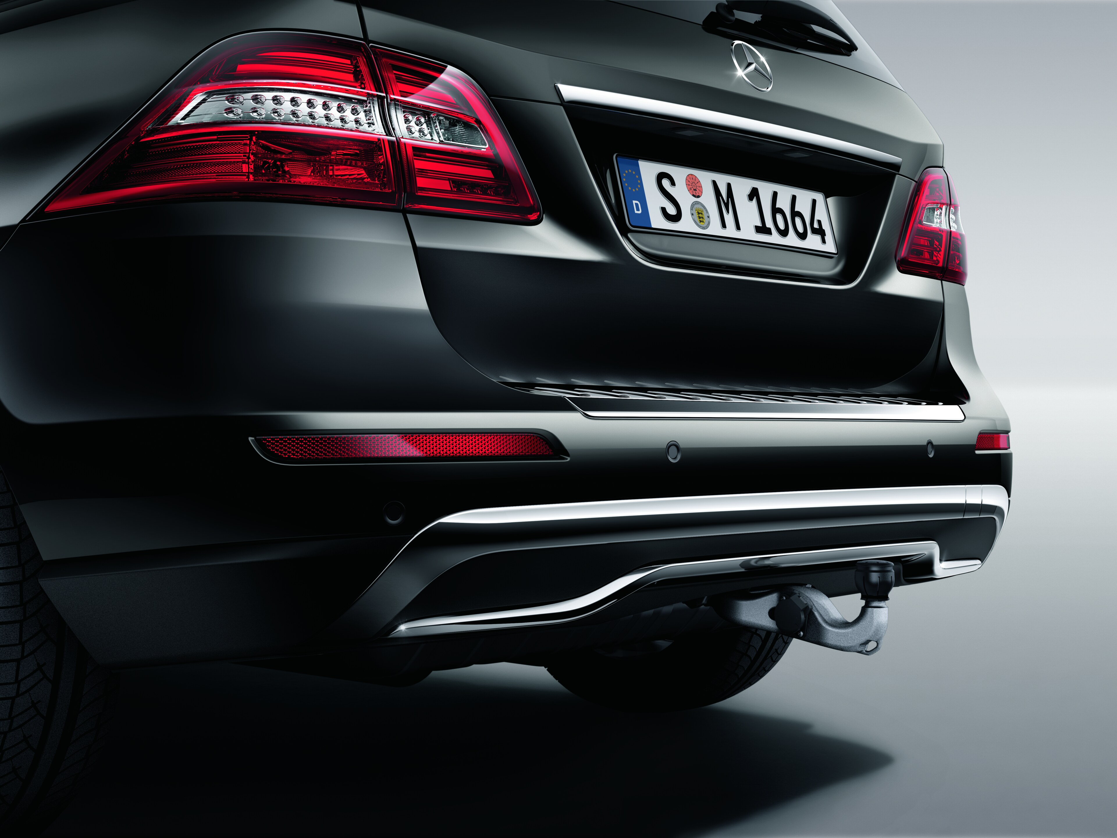 Hak holowniczy, całkowicie elektrycznie wychylany, bez zestawu elektrycznego, ECE - stal
