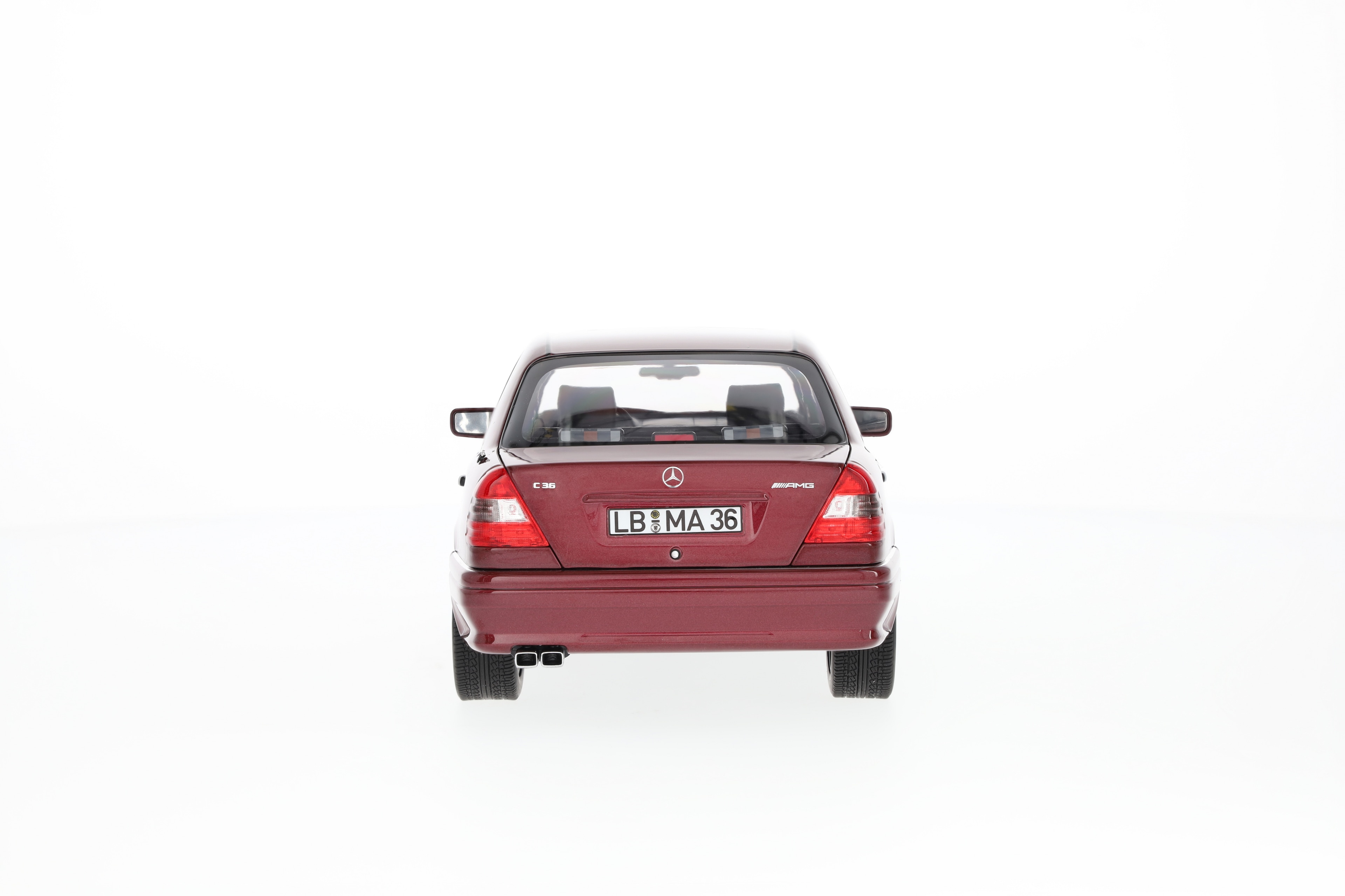 C 36 AMG Limuzyna W 202 (1993–1997) - czerwień almandyny, Norev, 1:18