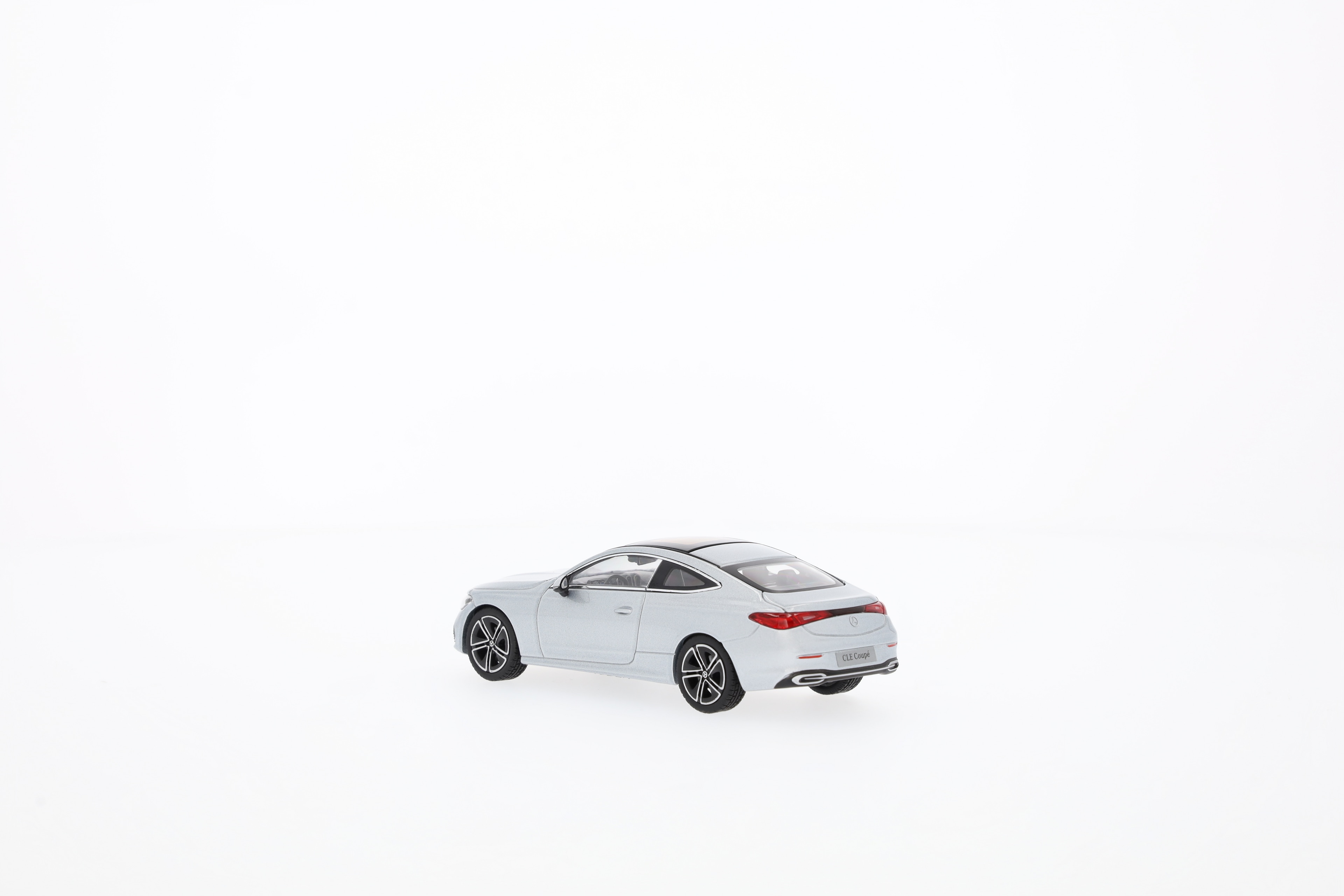 CLE Coupé, AVANTGARDE, C236 - srebro hightech, Norev, 1:43