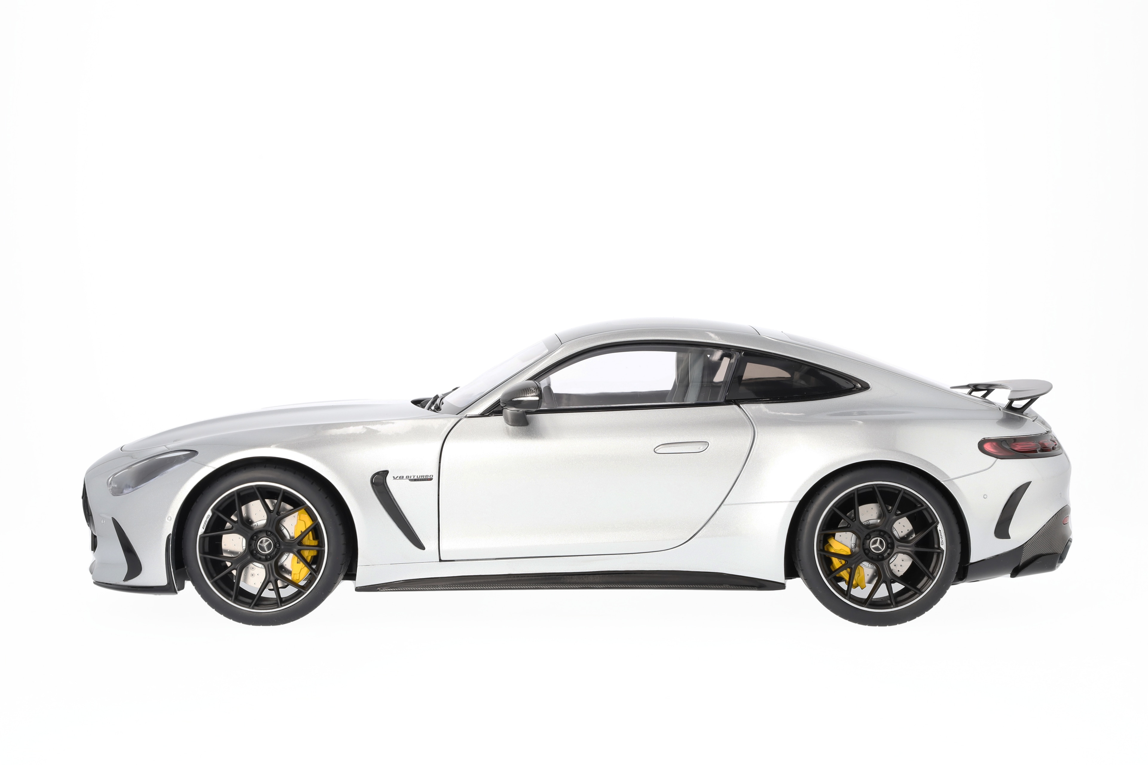 Mercedes-AMG GT 63 4MATIC+ - srebro hightech, NZG, 1:12