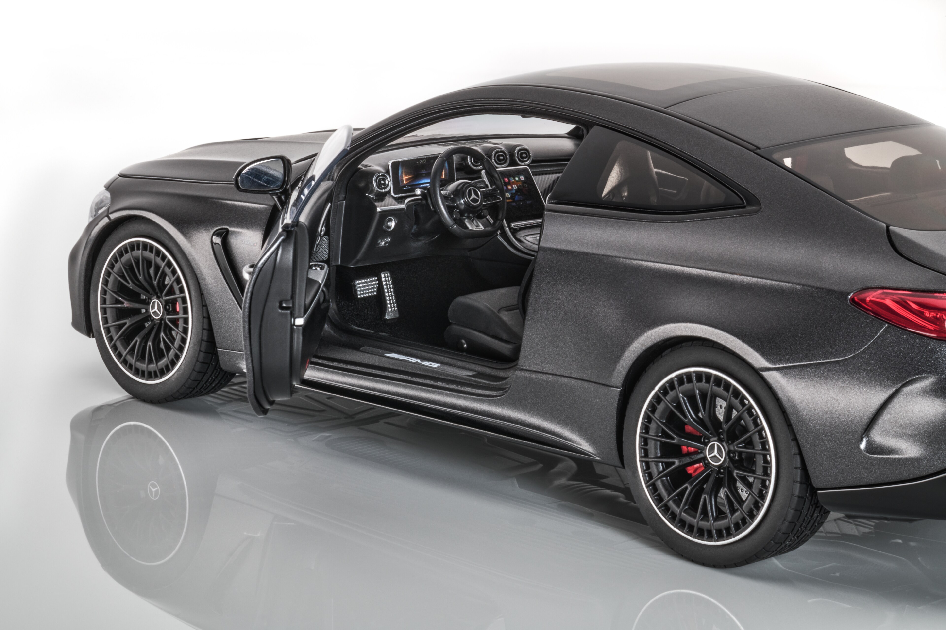 Mercedes-AMG CLE 53, Coupé, 4MATIC+, C236 - MANUFACTORY grafitowoszary mango, NZG, 1:18