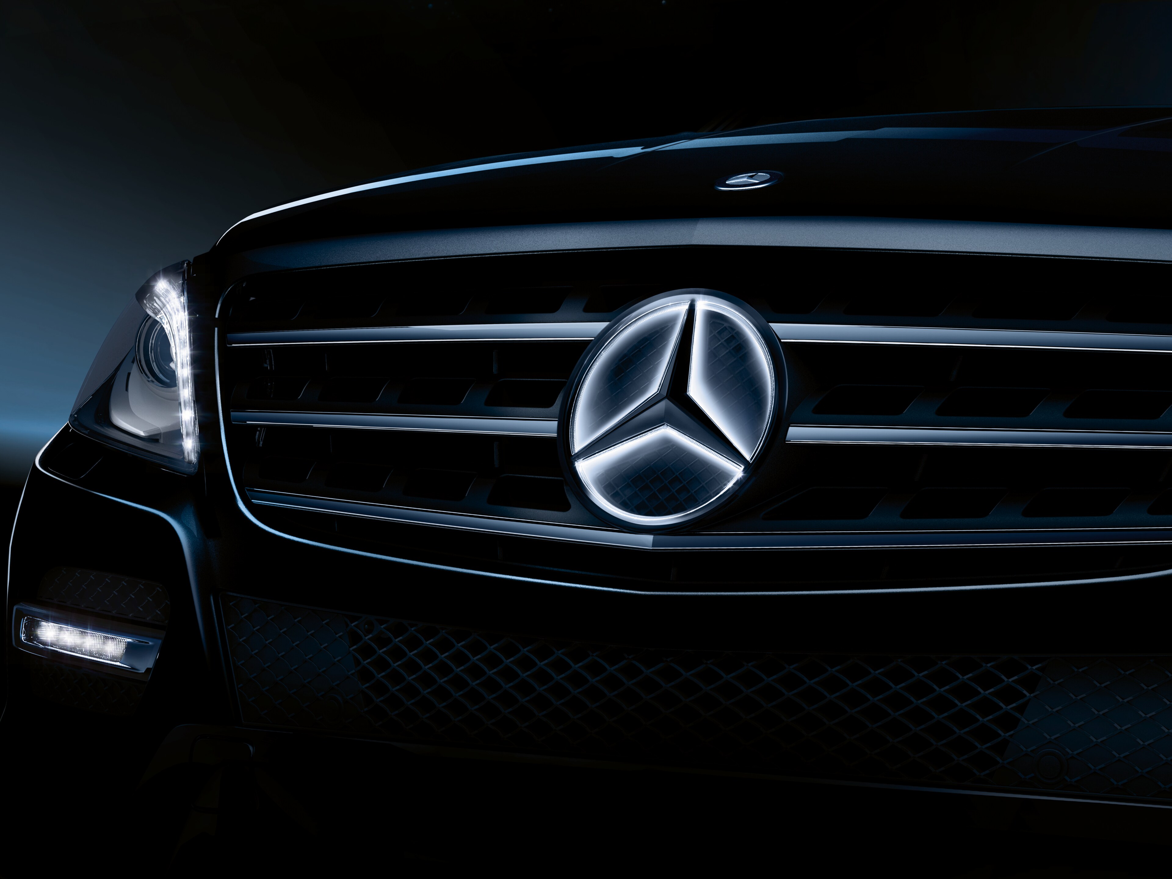 Podświetlana gwiazda Mercedesa, Moduł sterujący, Stałe oświetlenie - czerń