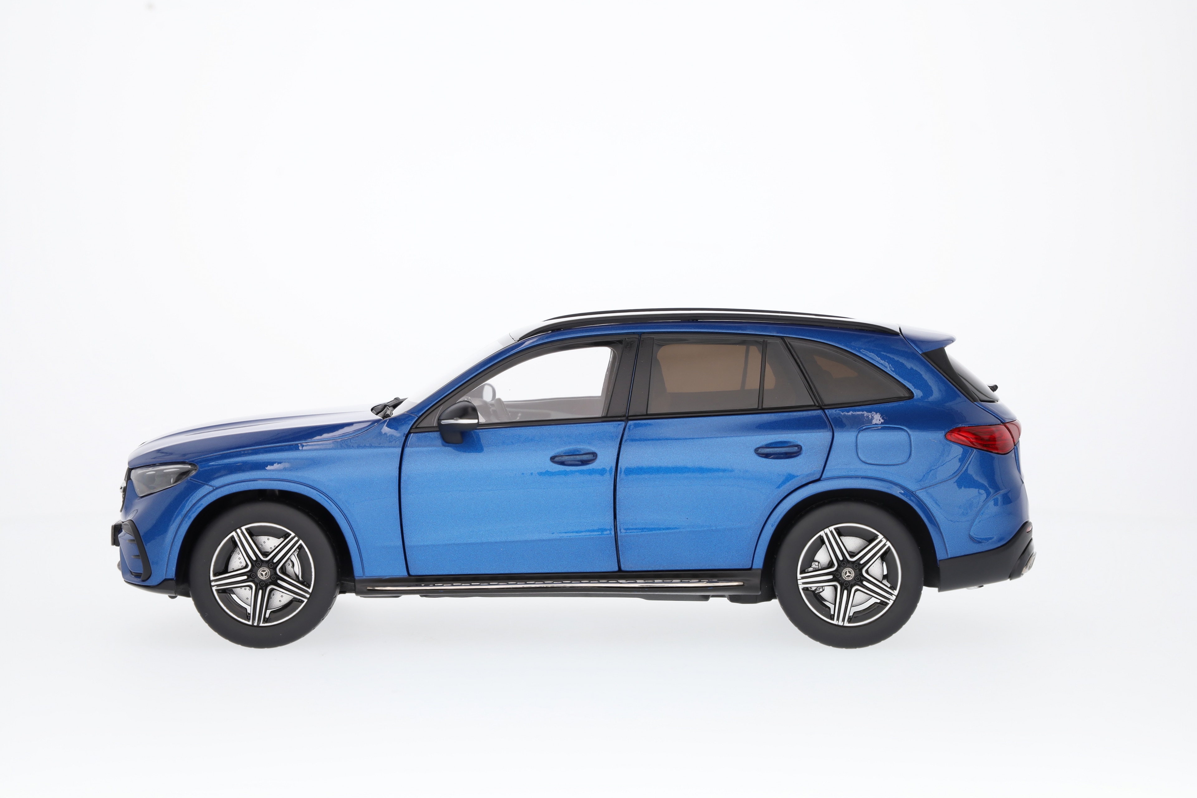 GLC, AMG Line, X254 - niebieski widmowy, iScale, 1:18