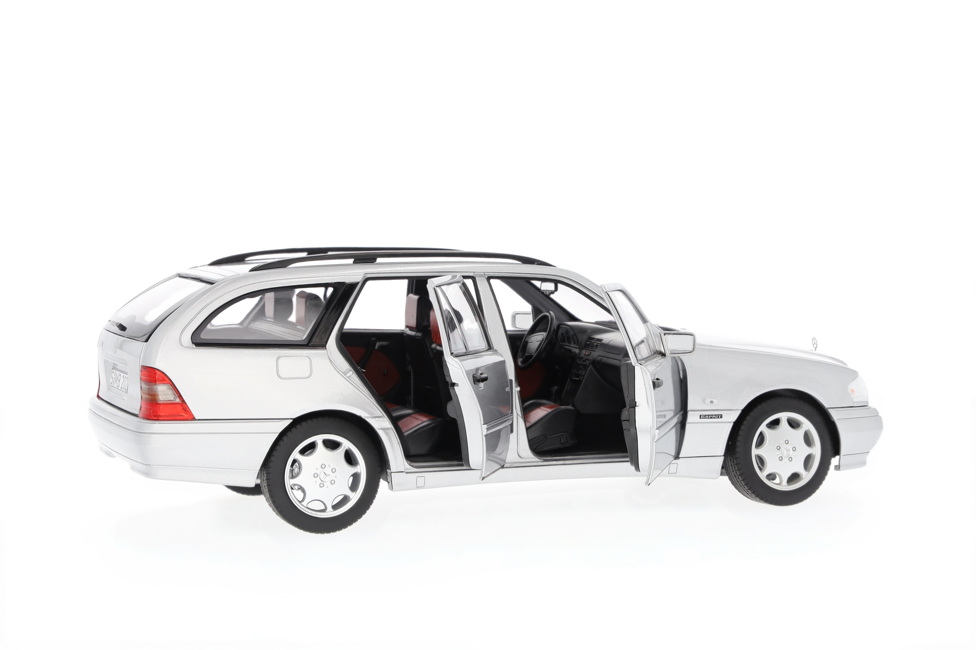 C 200 kombi S 202 (1997-2001) - srebrny brylantowy, Norev, 1:18
