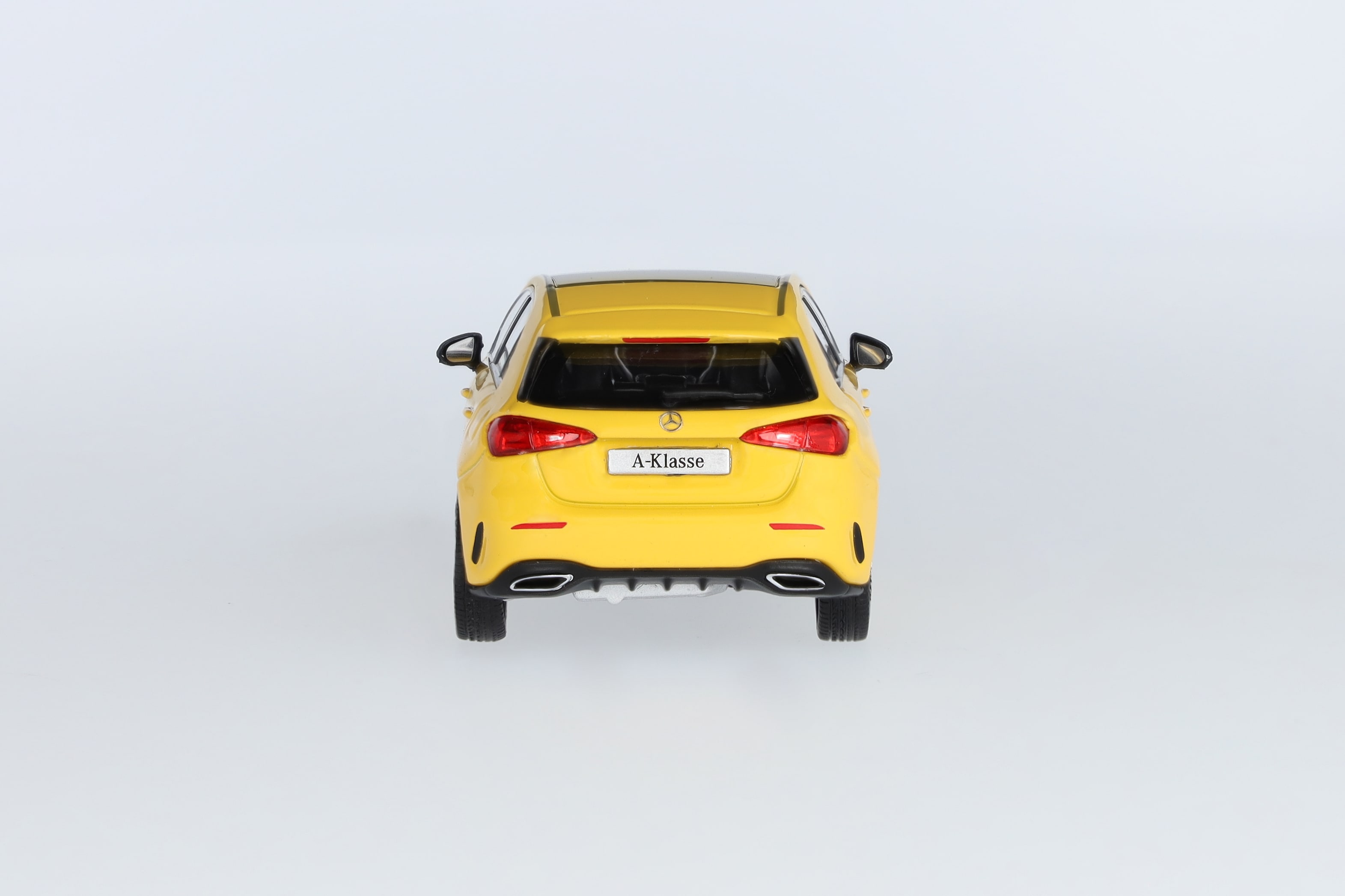 Klasa A, Limuzyna kompaktowa, AMG Line, W177 - żółty słoneczny, Minimax, 1:43