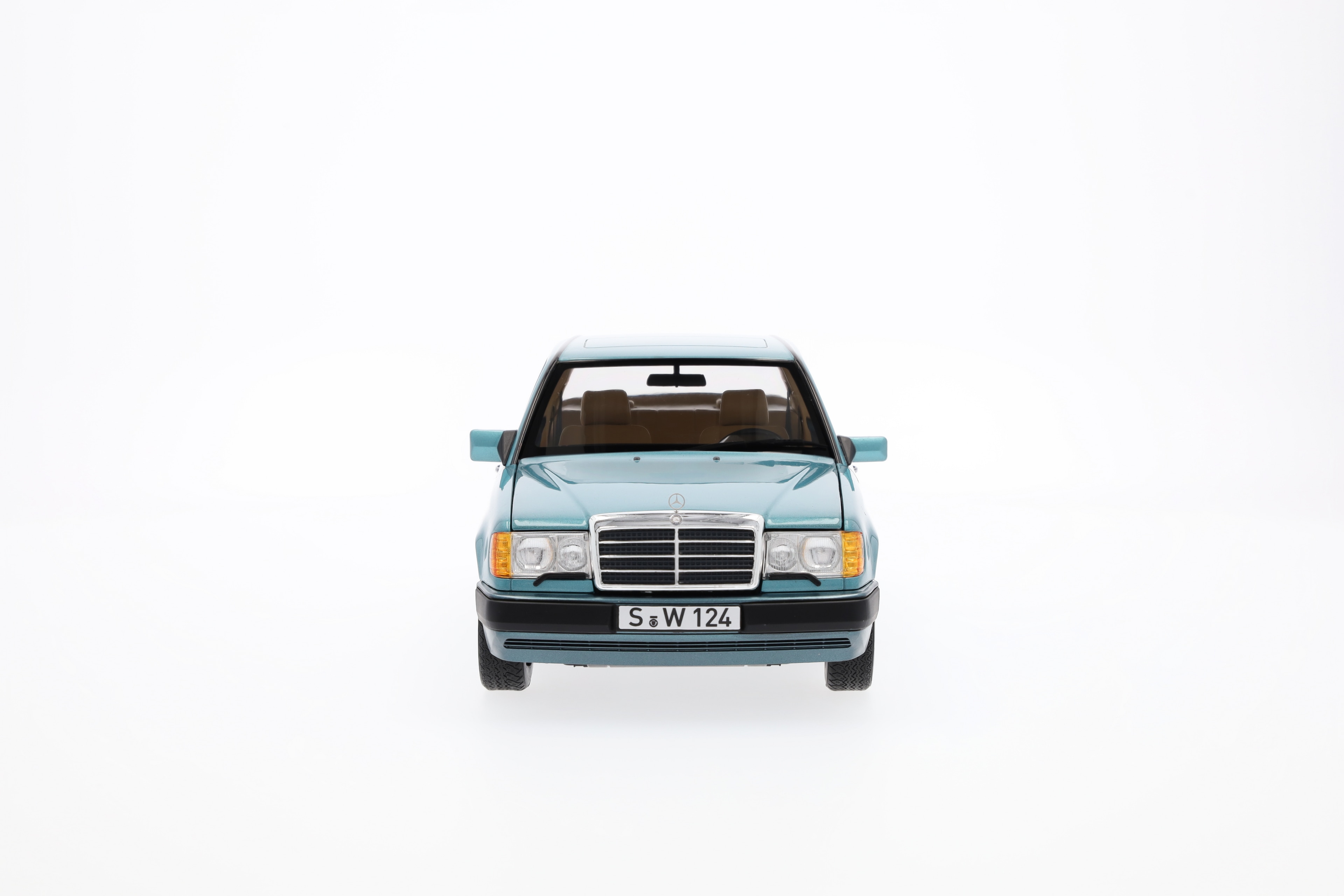 230 E W 124 (1989-1993), Limuzyna - berylowy, Norev, 1:18