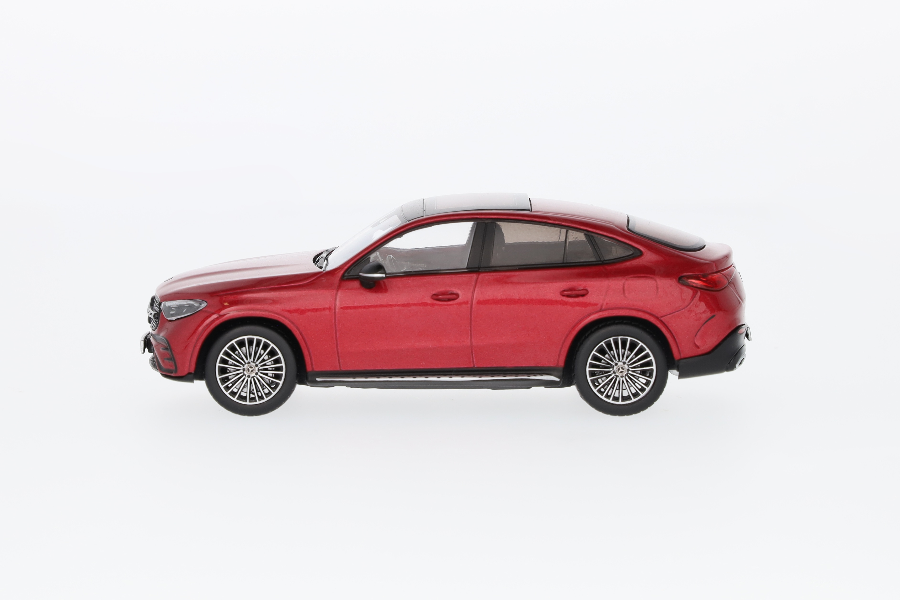 GLC Coupé, AMG Line, C254 - MANUFACTORY czerwień patagońska metalik, iScale, 1:43