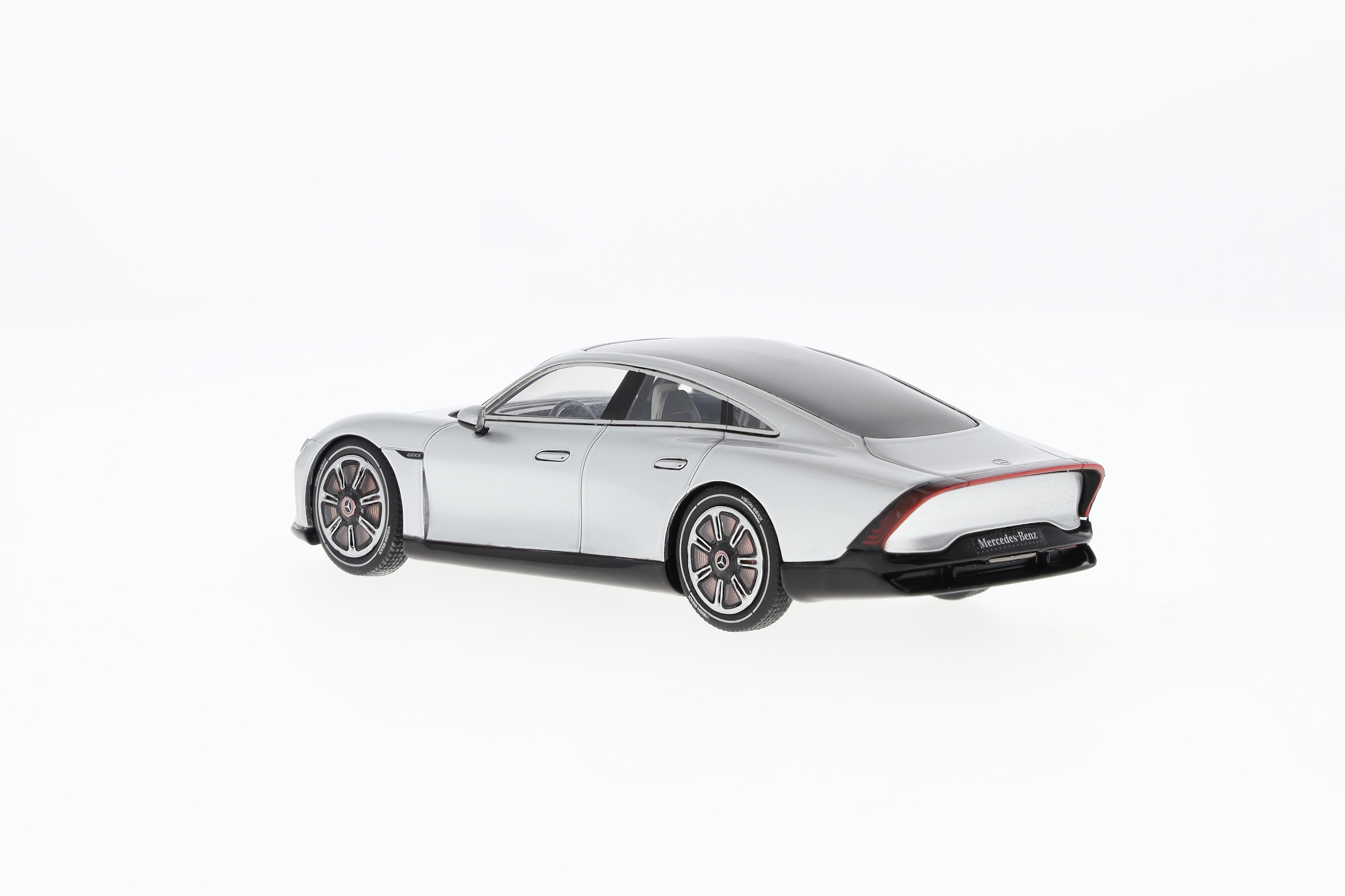 Vision EQXX, Showcar - srebrny alubeam, AutoCult, 1:43