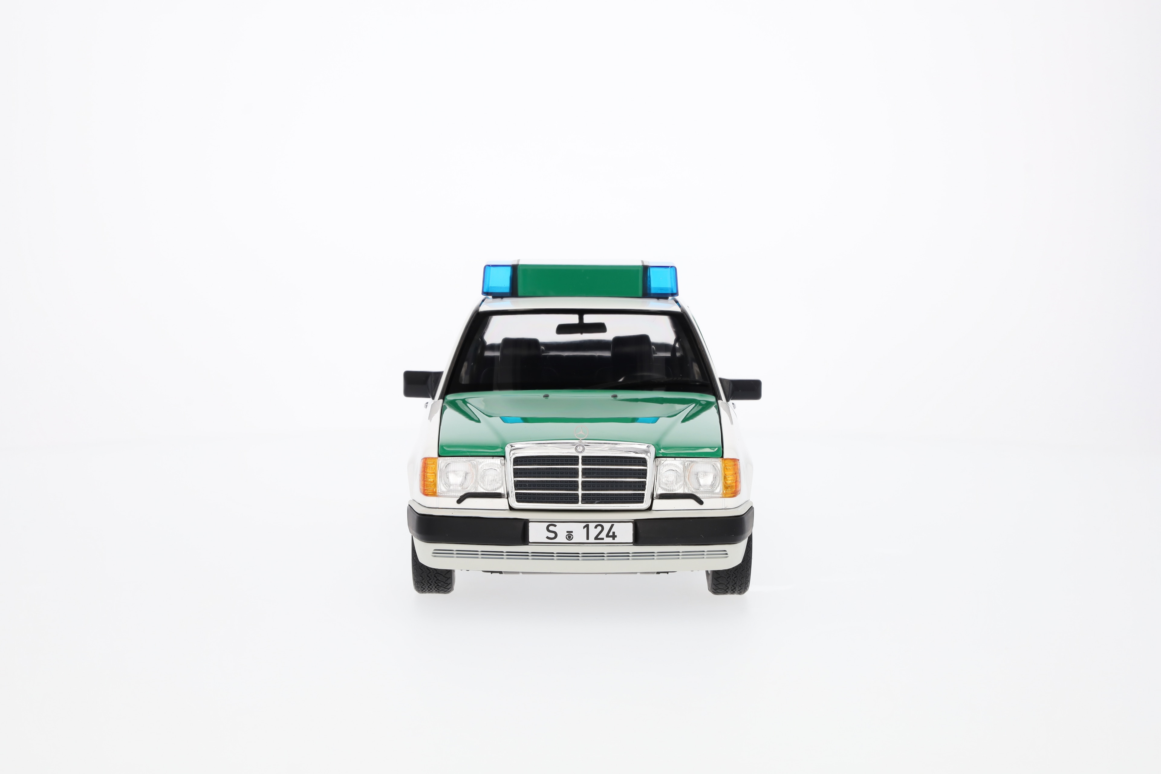 230 E W 124 (1989-1993), Limuzyna, Policja - biały / zielony, Norev, 1:18