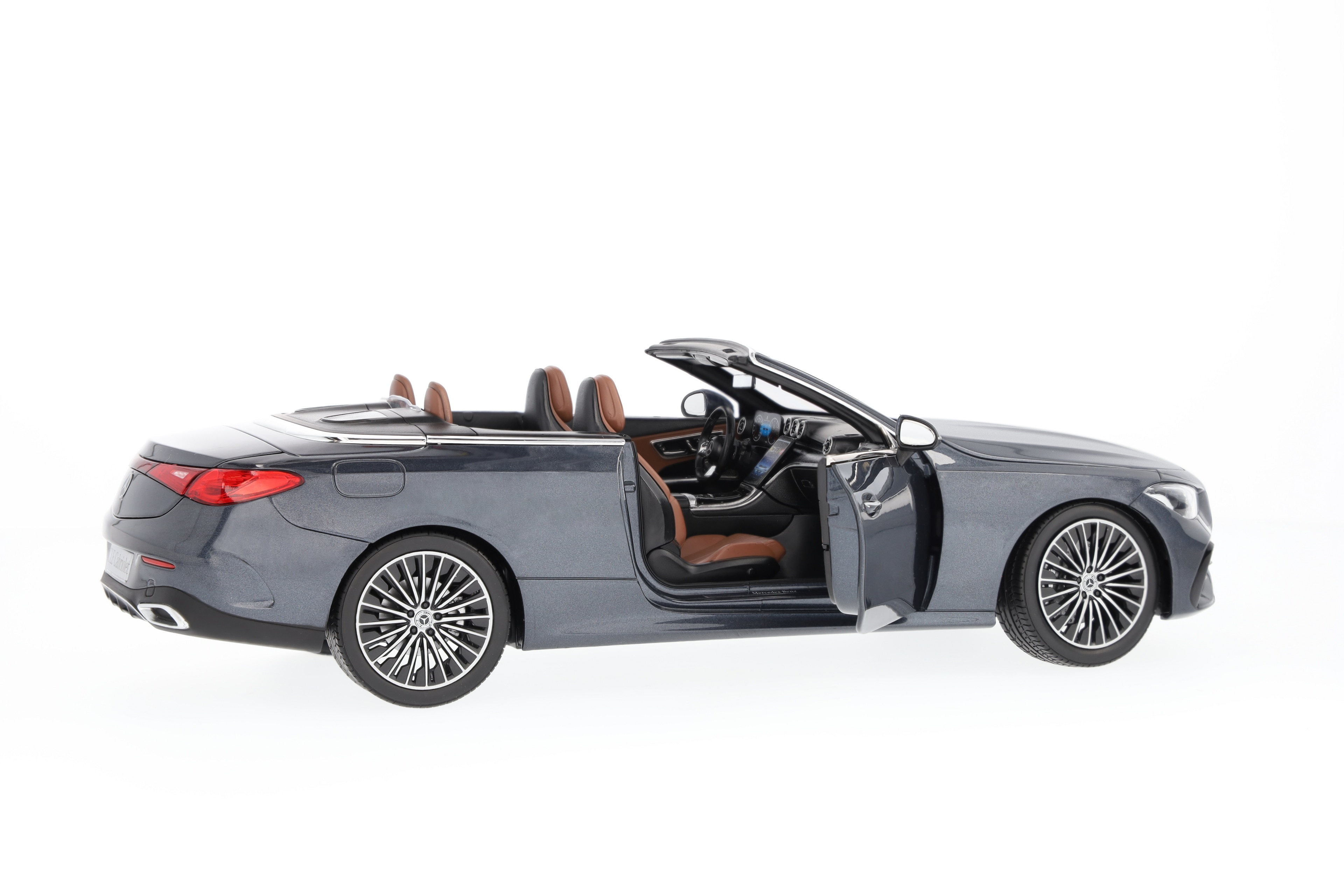 CLE Cabriolet, AMG Line, A236 - grafitowoszary, Norev, 1:18