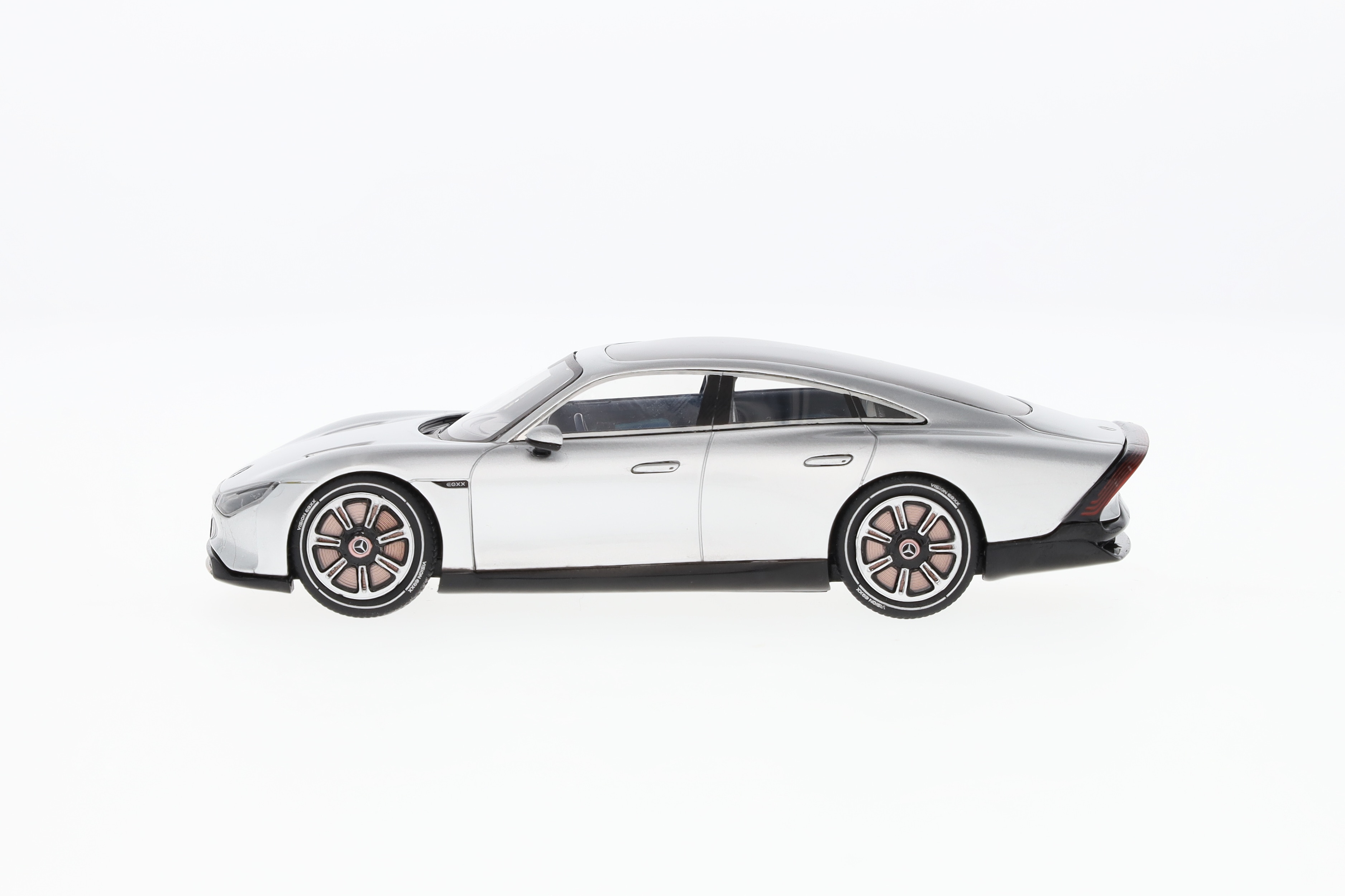 Vision EQXX, Showcar - srebrny alubeam, AutoCult, 1:43