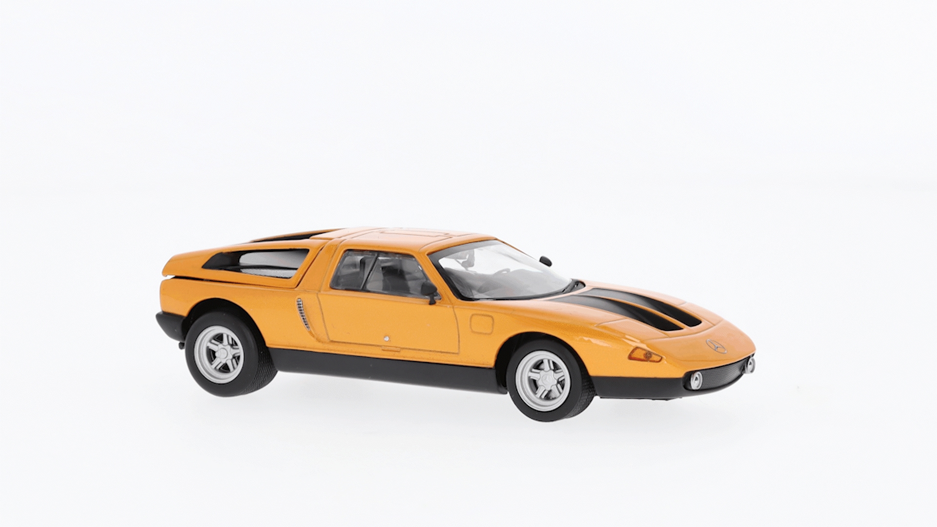 Pojazd doświadczalny C 111 / II (1970) - jesienna biel, Minichamps, 1:43