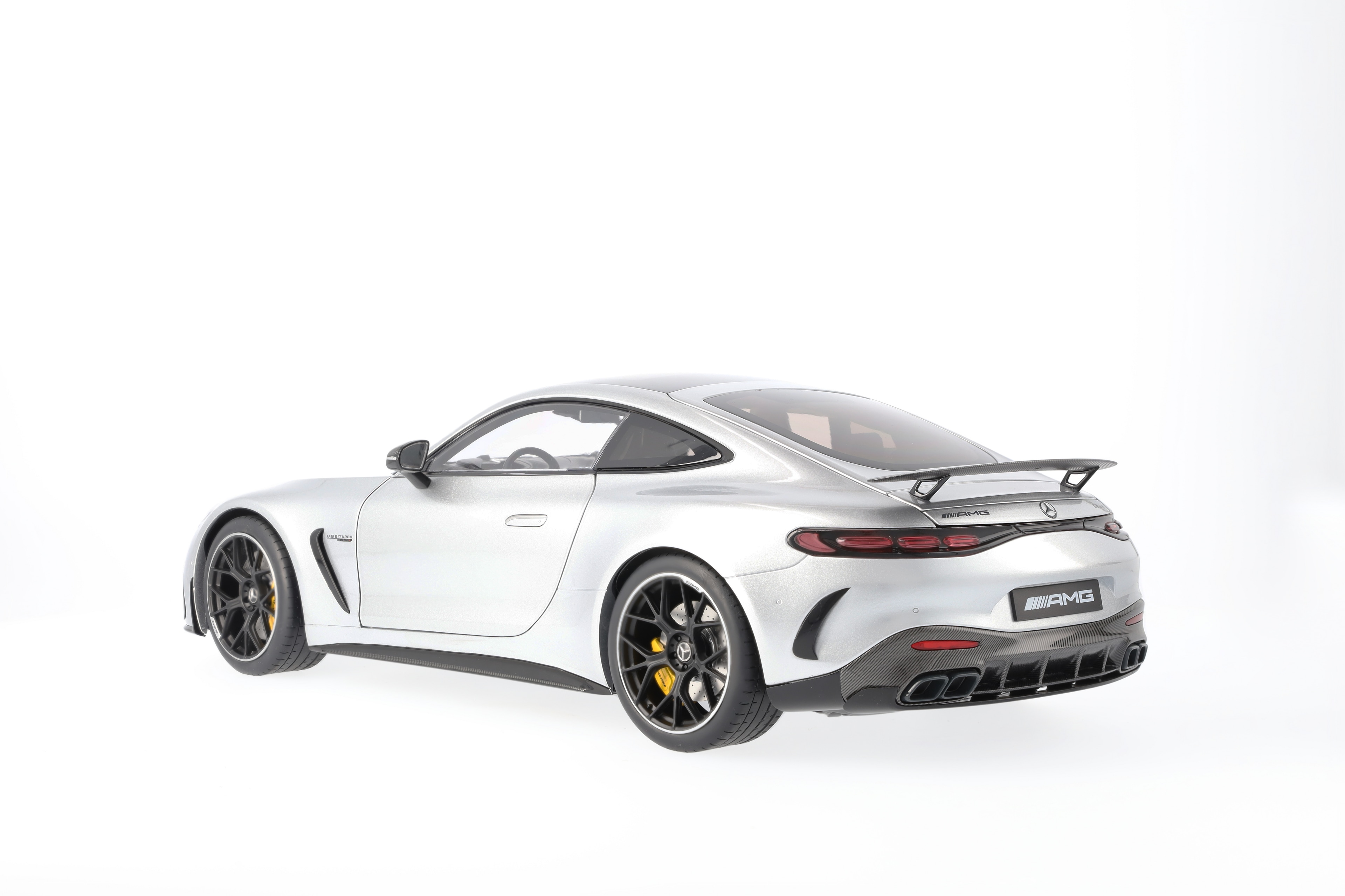 Mercedes-AMG GT 63 4MATIC+ - srebro hightech, NZG, 1:12