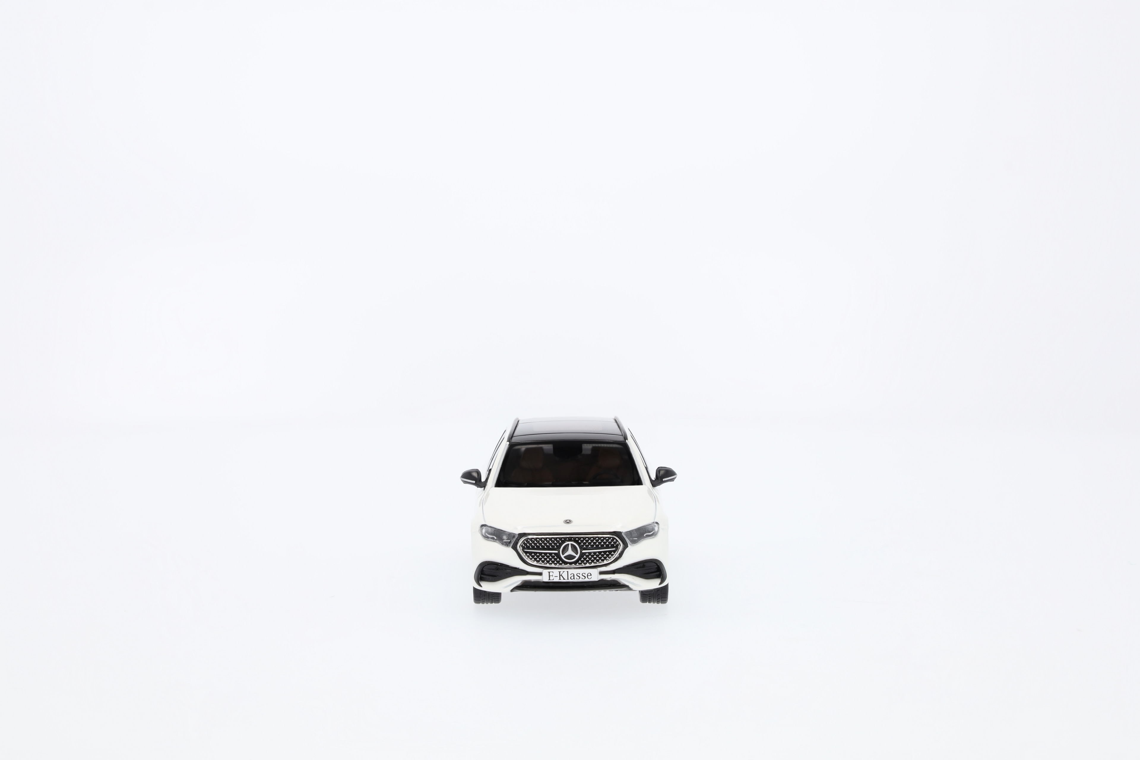 Klasa E, Kombi, AMG Line, S214 - C manufactory biel opalitu bright, iScale, 1:43