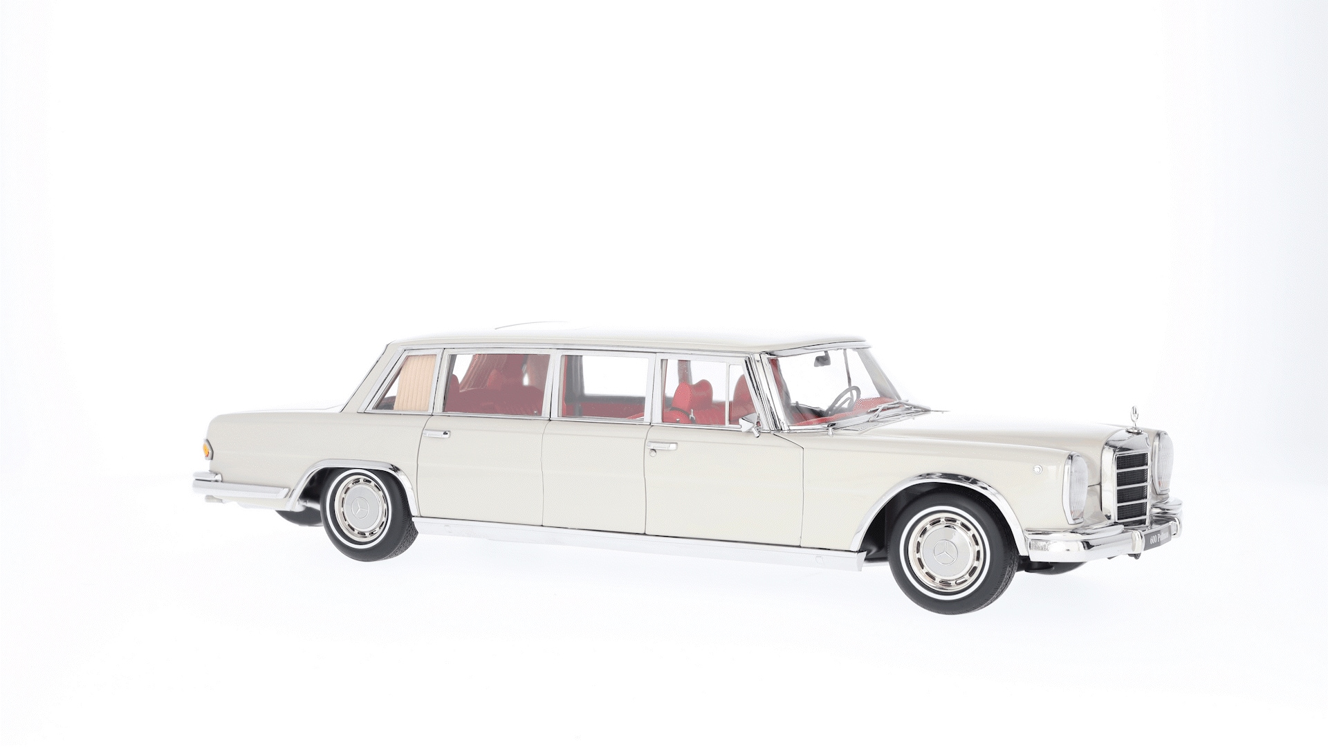600 Pullmann W 100 (1963-1981) - szarobiały, NZG, 1:18